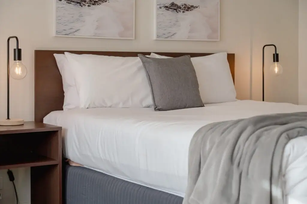 Accommodation And Places To Stay In Bairnsdale | Mitchell on Main. - Accommodation Superior 1 Bedroom Queen Apartment in Bairnsdale-3