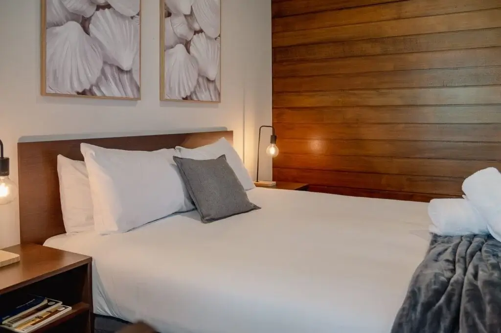 Accommodation And Places To Stay In Bairnsdale | Mitchell on Main. - Accommodation Superior 2 Room Family Apartment in Bairnsdale-1