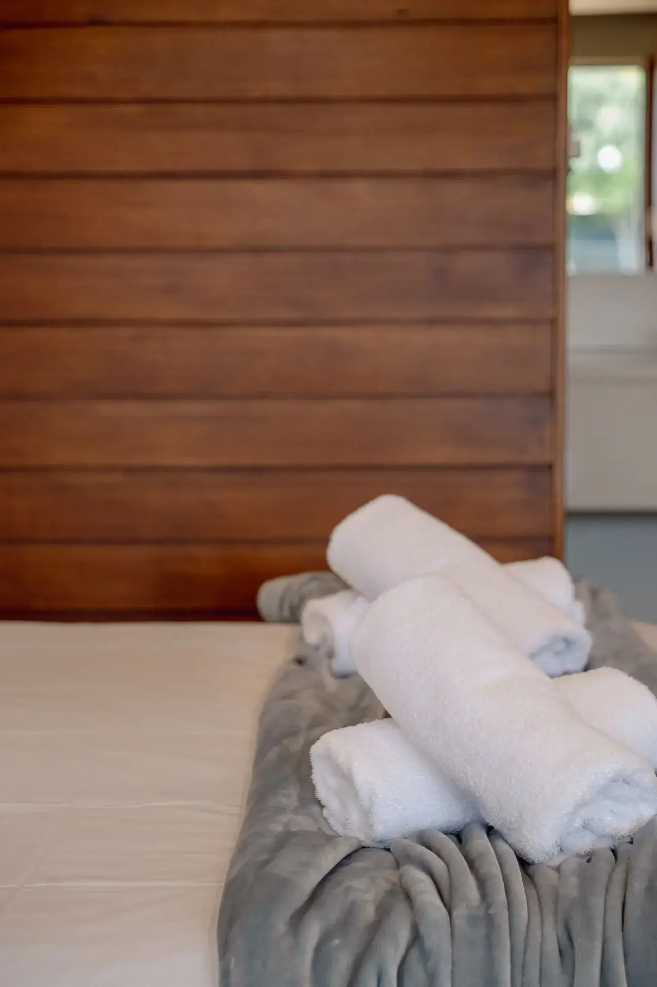 Accommodation And Places To Stay In Bairnsdale | Mitchell on Main. - Accommodation Superior King Room bairnsdale motel accommodation