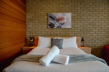 Queen motels Room in Bairnsdale